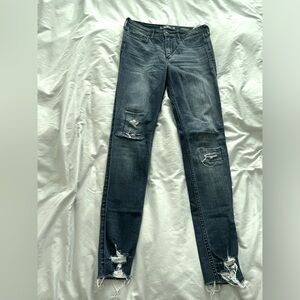 Hollister jeans